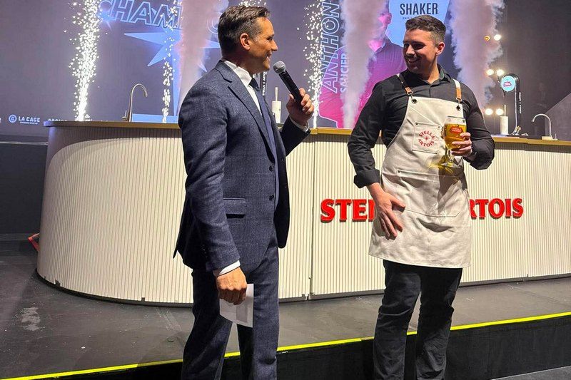 Un Sherbrookois vise le titre de meilleur serveur de bière au monde